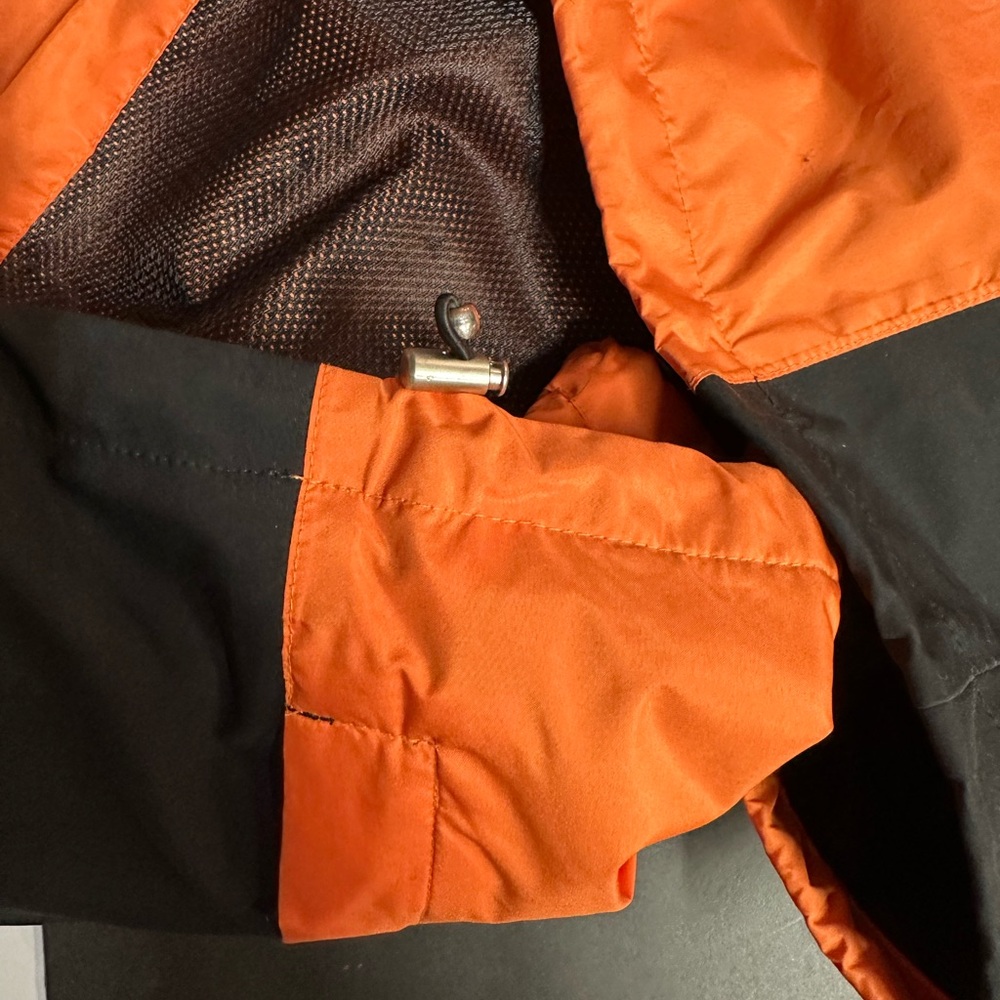 Cutter & Buck Men's Vibrant Orange golf Raincoat like new - Picture 7 of 7